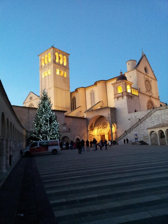 La Corte Degli Angeli Locazioni Turistiche Assisi Kültér fotó