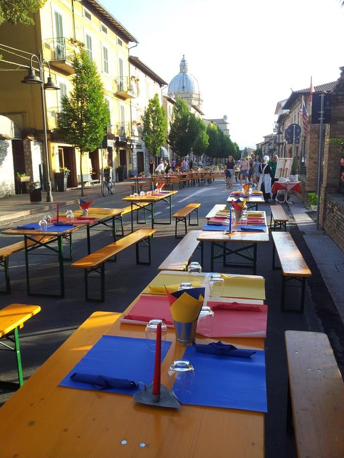 La Corte Degli Angeli Locazioni Turistiche Assisi Kültér fotó